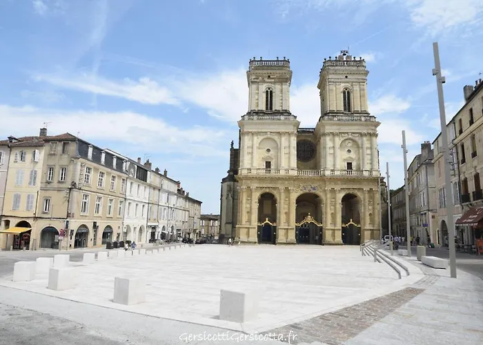 Le Gersois - T2 Moderne - Auch Centre- Wifi Gratuit