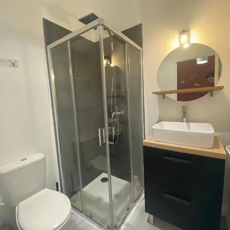 Le Gersois - T2 Moderne - Auch Centre- Wifi Gratuit Appartement Buitenkant foto
